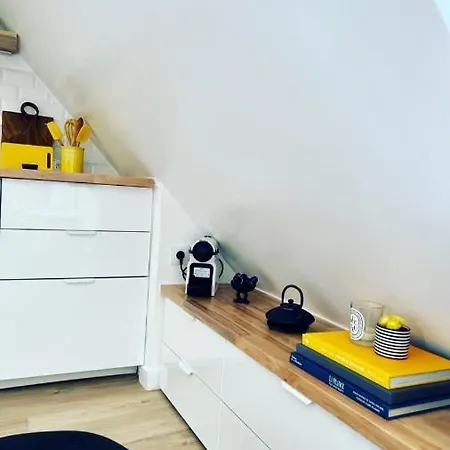 5 Stars 2-br In Center , Air Conditioner , Elevator Appartamento